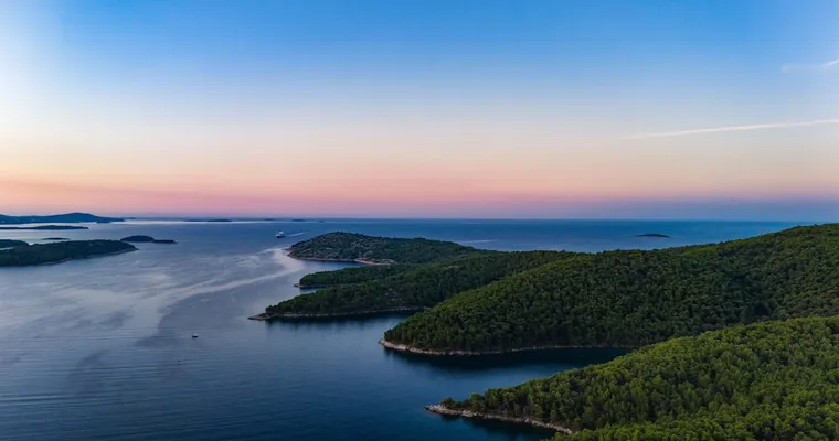 De kathedraal en oude stad van Šibenik, Kroatië