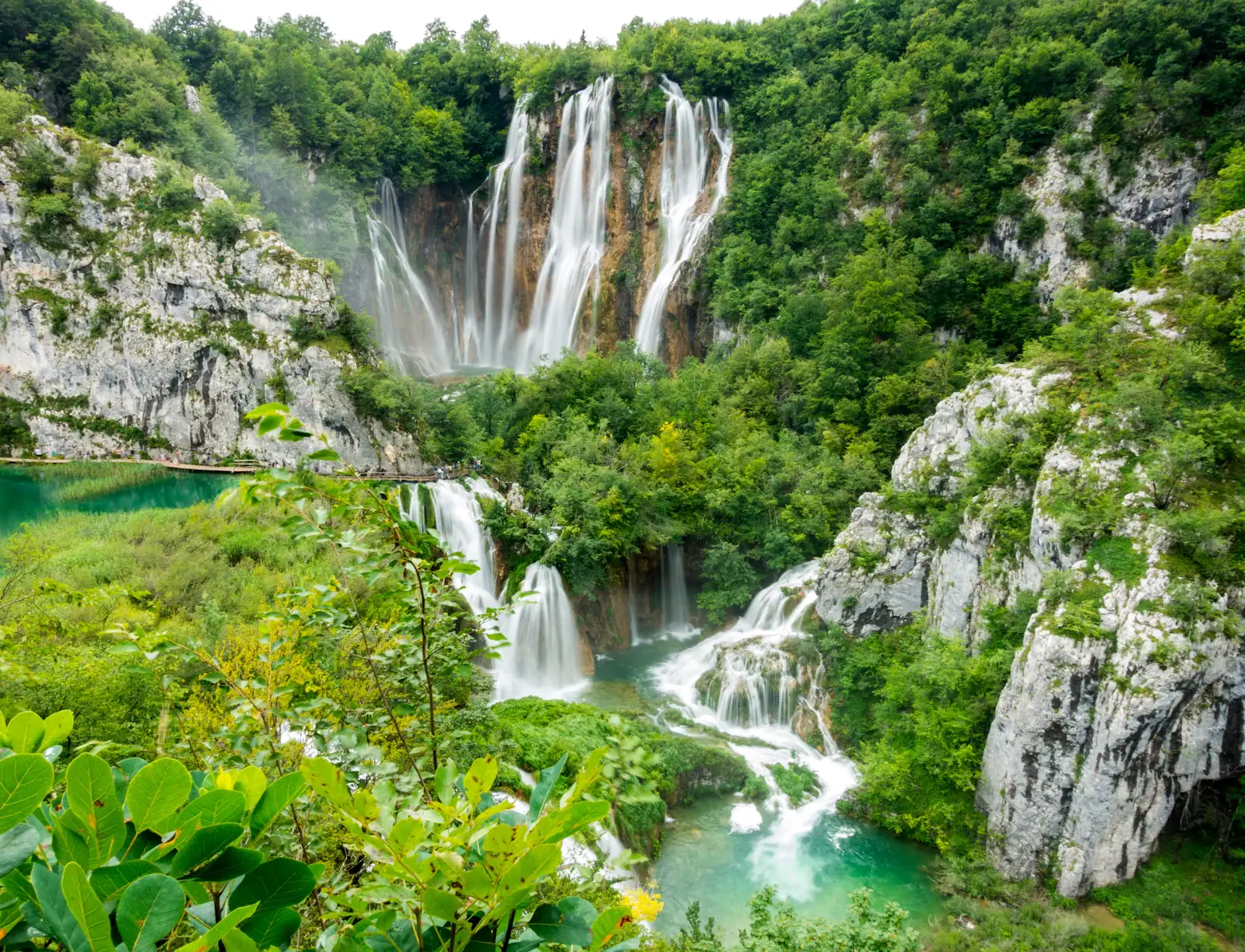 Waterfalls and turquoise lakes in Plitvice Lakes National Park, Croatia